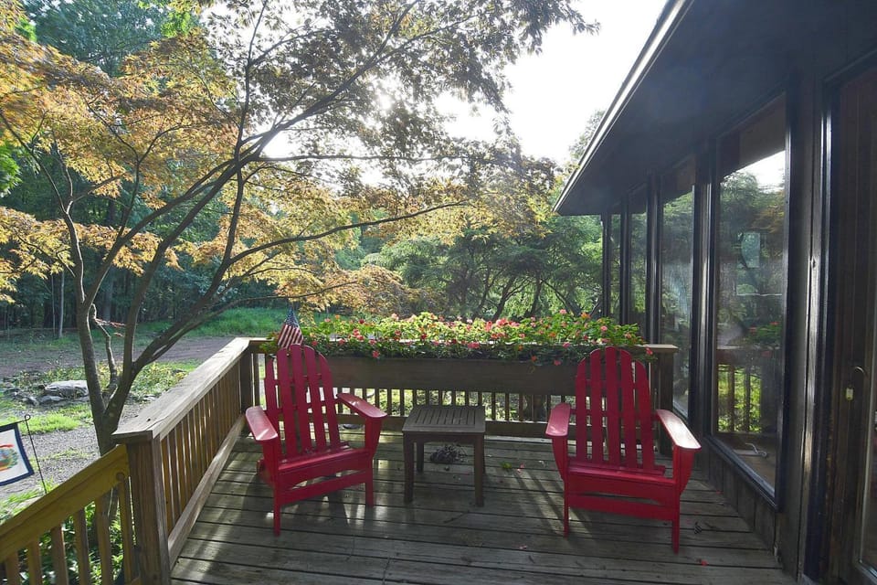 Patio, Day, Balcony/Terrace, Seating area