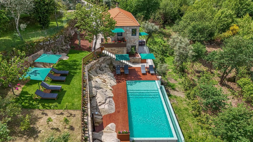 Bird's eye view, Garden view, Swimming pool
