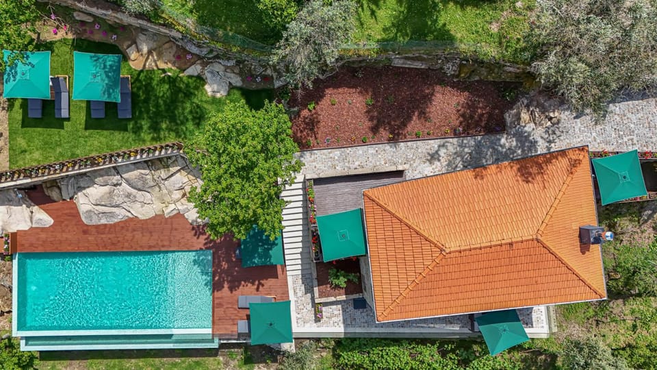 Property building, Bird's eye view