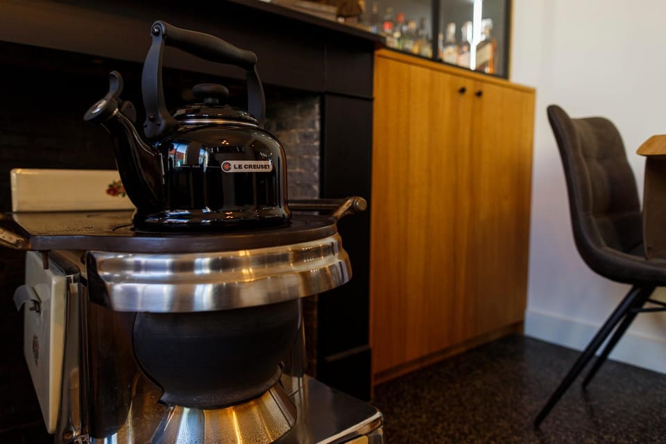 Property building, Internal: Not applicable to any particular room