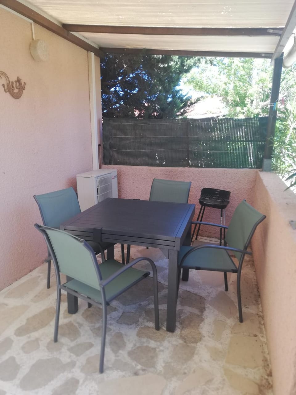 Appartement avec terrasse Apartment in Saint-Cyprien