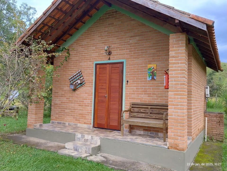 Pousada dos Girassóis Bed and Breakfast in State of São Paulo
