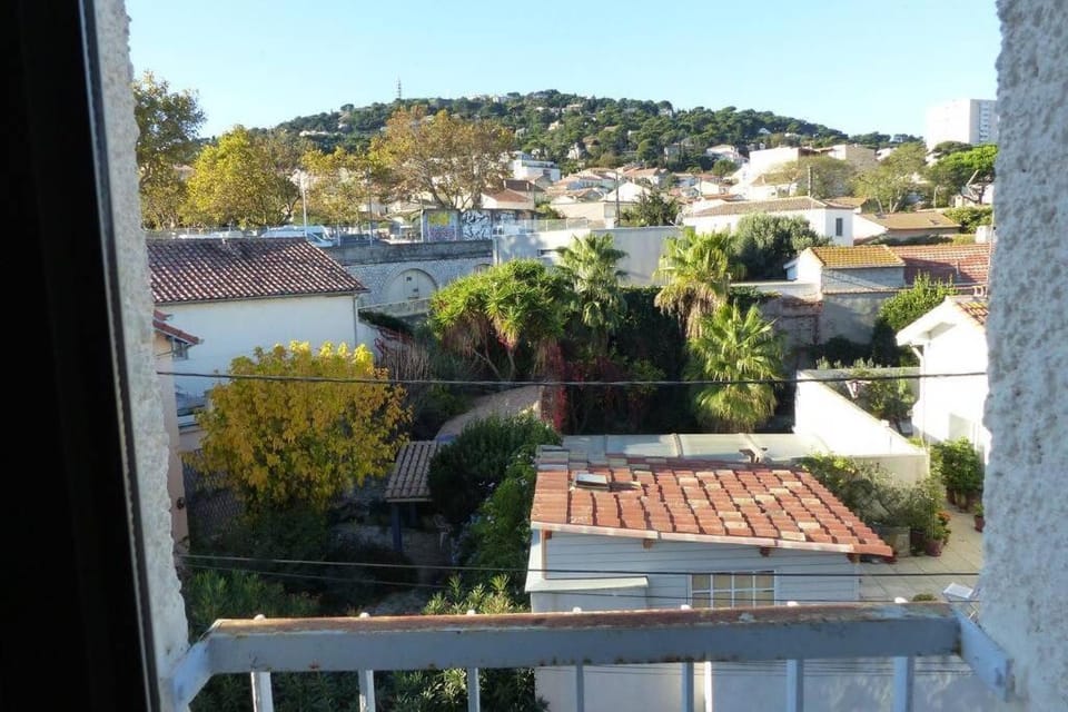 Lumineux T3-93m2- -2 loggias- vue sur Mont Saint-Clair Apartment in Occitanie