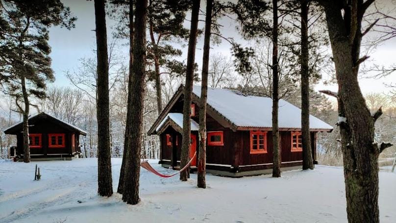 Property building, Natural landscape, Winter