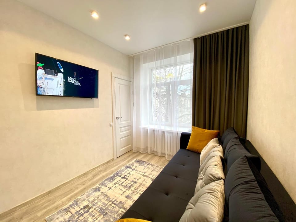 TV and multimedia, Seating area