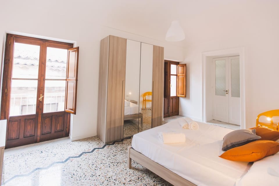 Bed, Balcony/Terrace, Balcony/Terrace, Bedroom