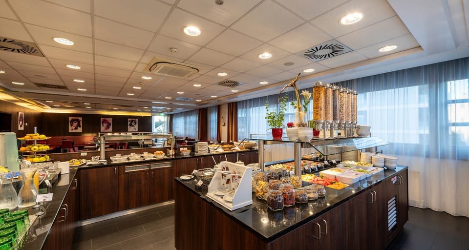 Buffet breakfast