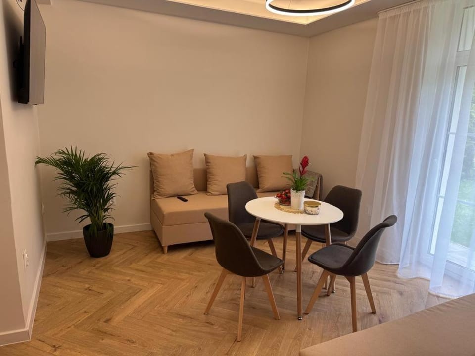 Apartament z Ogrodem Żołnierska Apartment in Poland