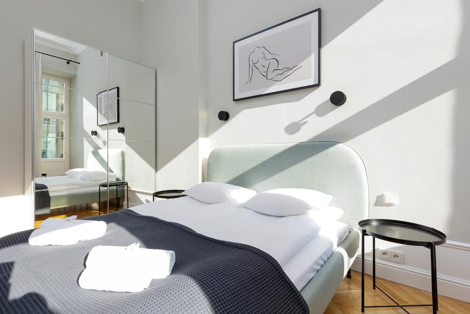 Bed, Bedroom