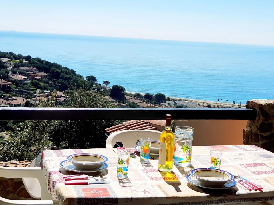Dining area, Sea view
