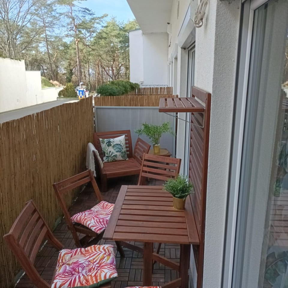 Balcony/Terrace, Inner courtyard view