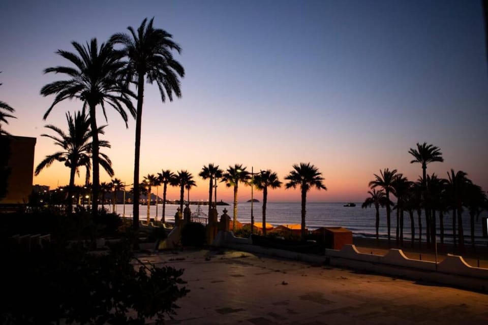 View (from property/room), Sea view, Sunset