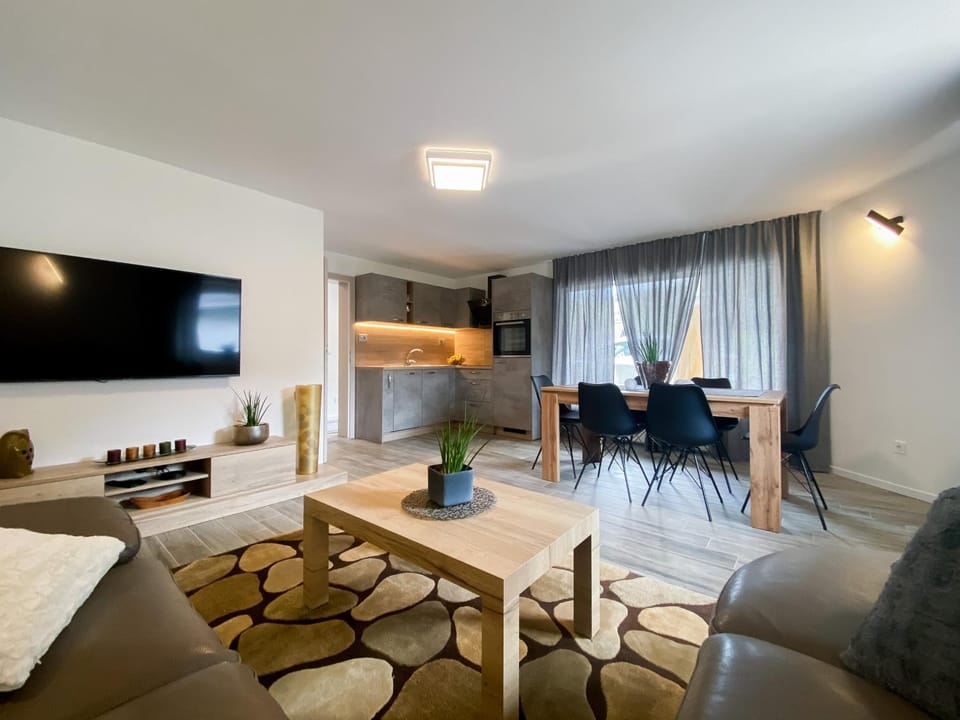 Kitchen or kitchenette, Living room, Dining area
