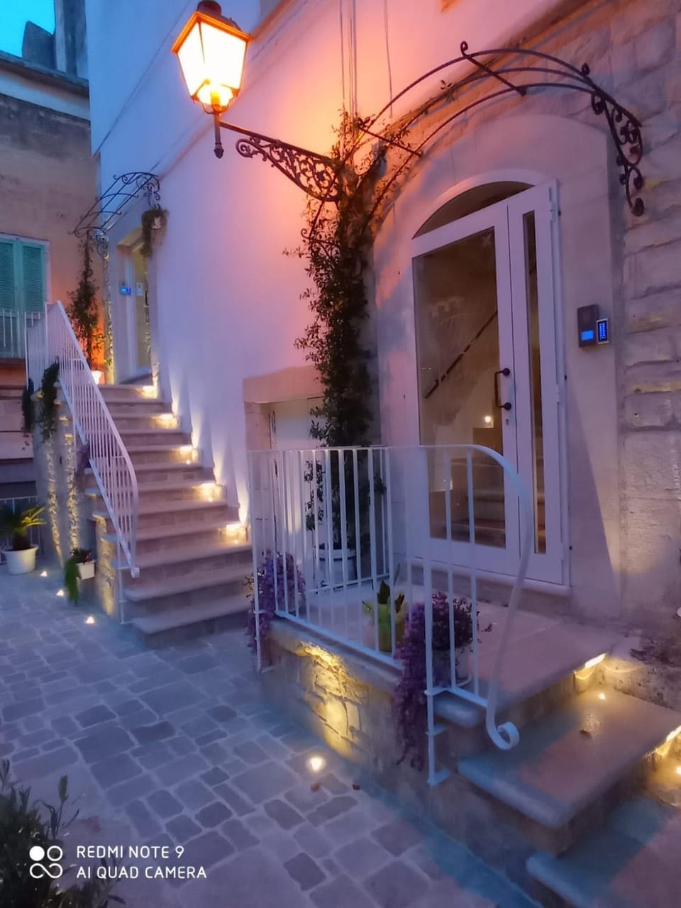 Patio, Facade/entrance