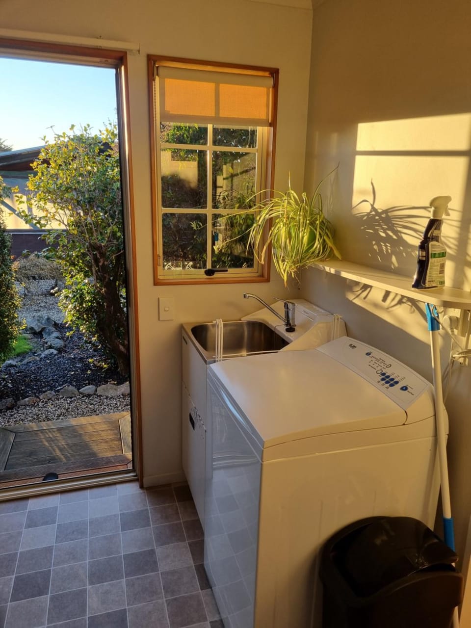 Stoke's Cosy Cottage House in Nelson