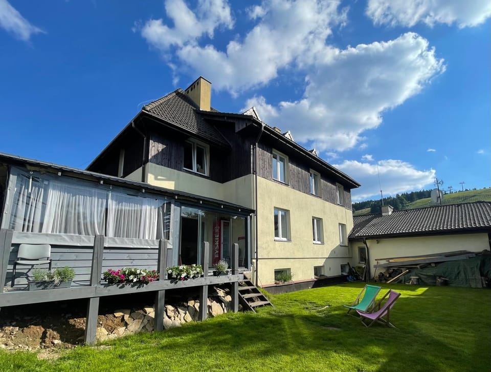 Ośrodek Szkoleniowo Wypoczynkowy GOPR Bed and Breakfast in Lower Silesian Voivodeship