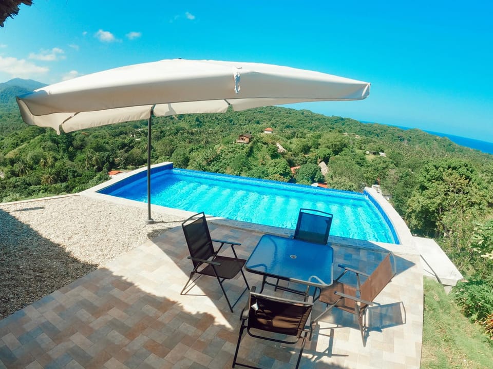 Balcony/Terrace, Balcony/Terrace, Seating area, Swimming pool, Swimming pool