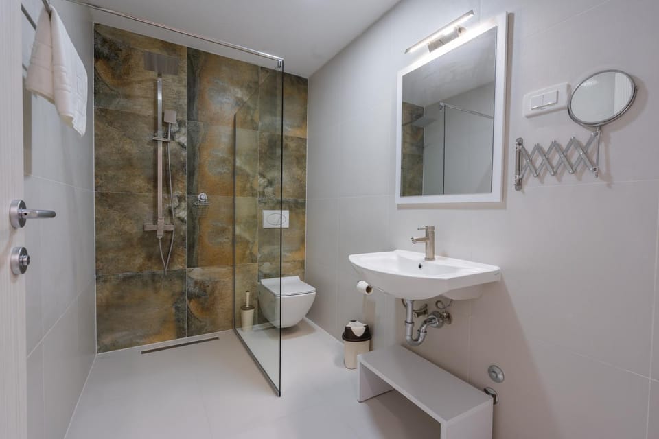 Shower, Bathroom