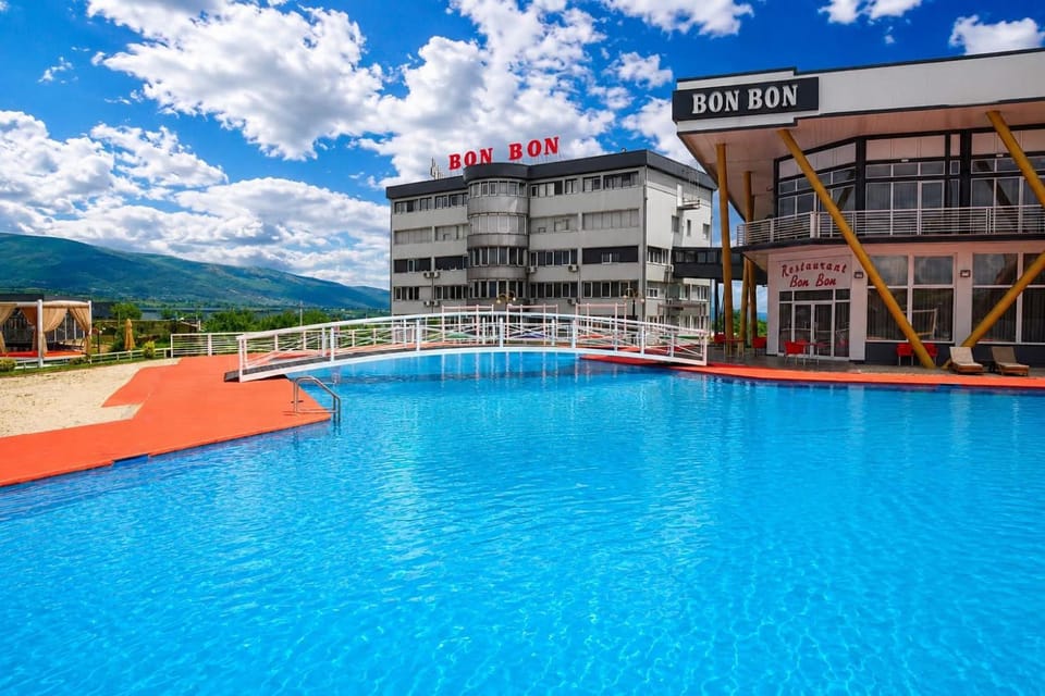 Property building, Swimming pool