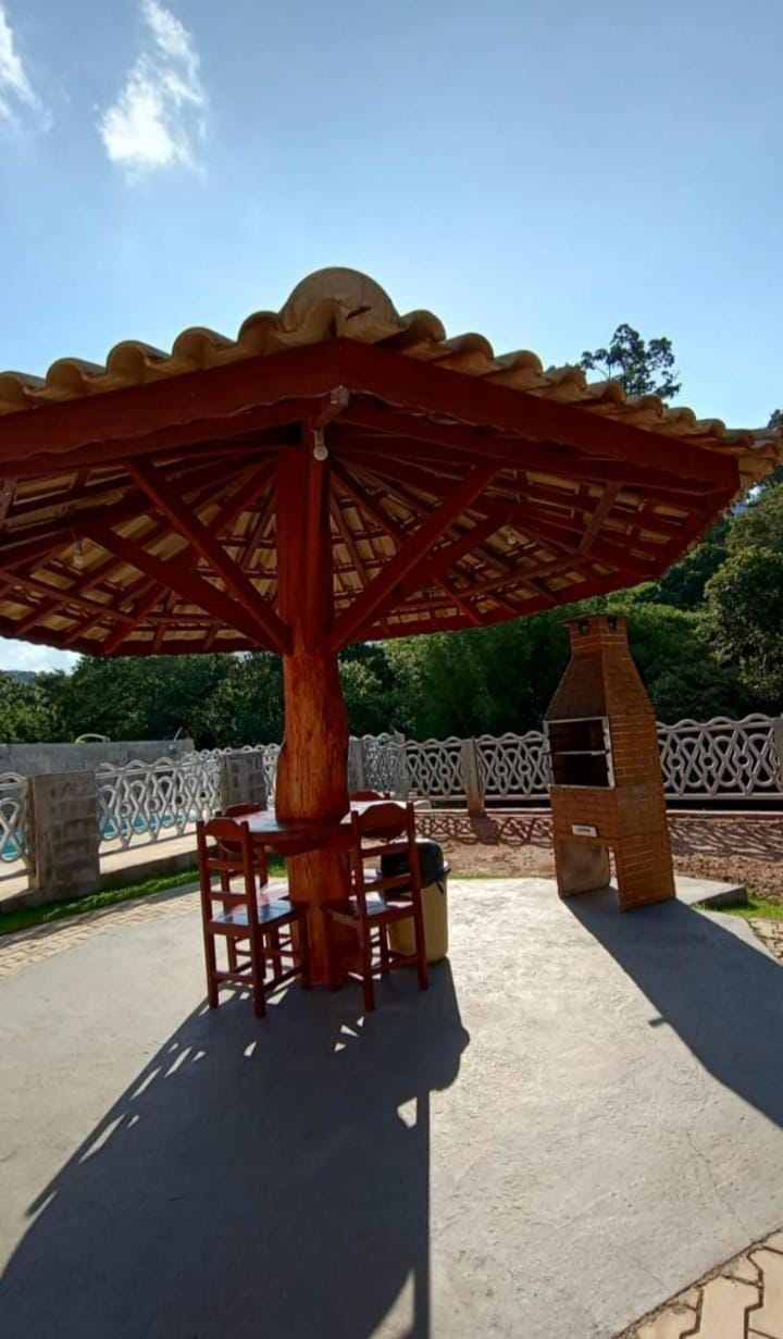 Chalé Família Chalet in State of São Paulo