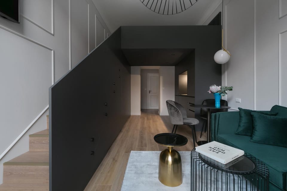 Living room, Seating area, Dining area
