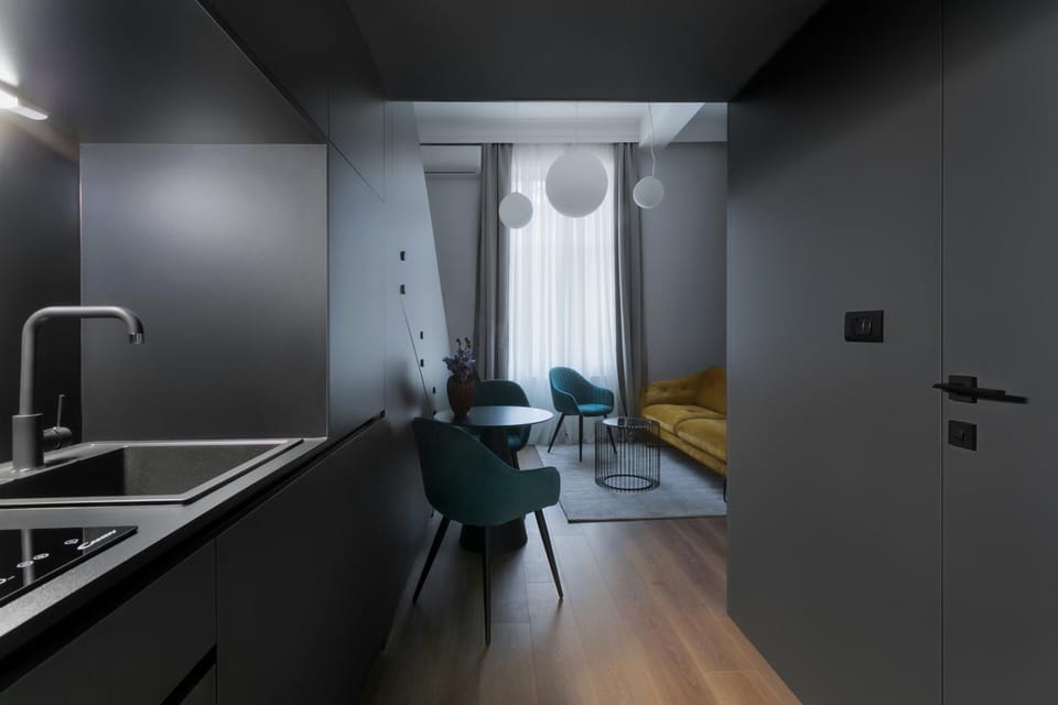 Kitchen or kitchenette, Seating area
