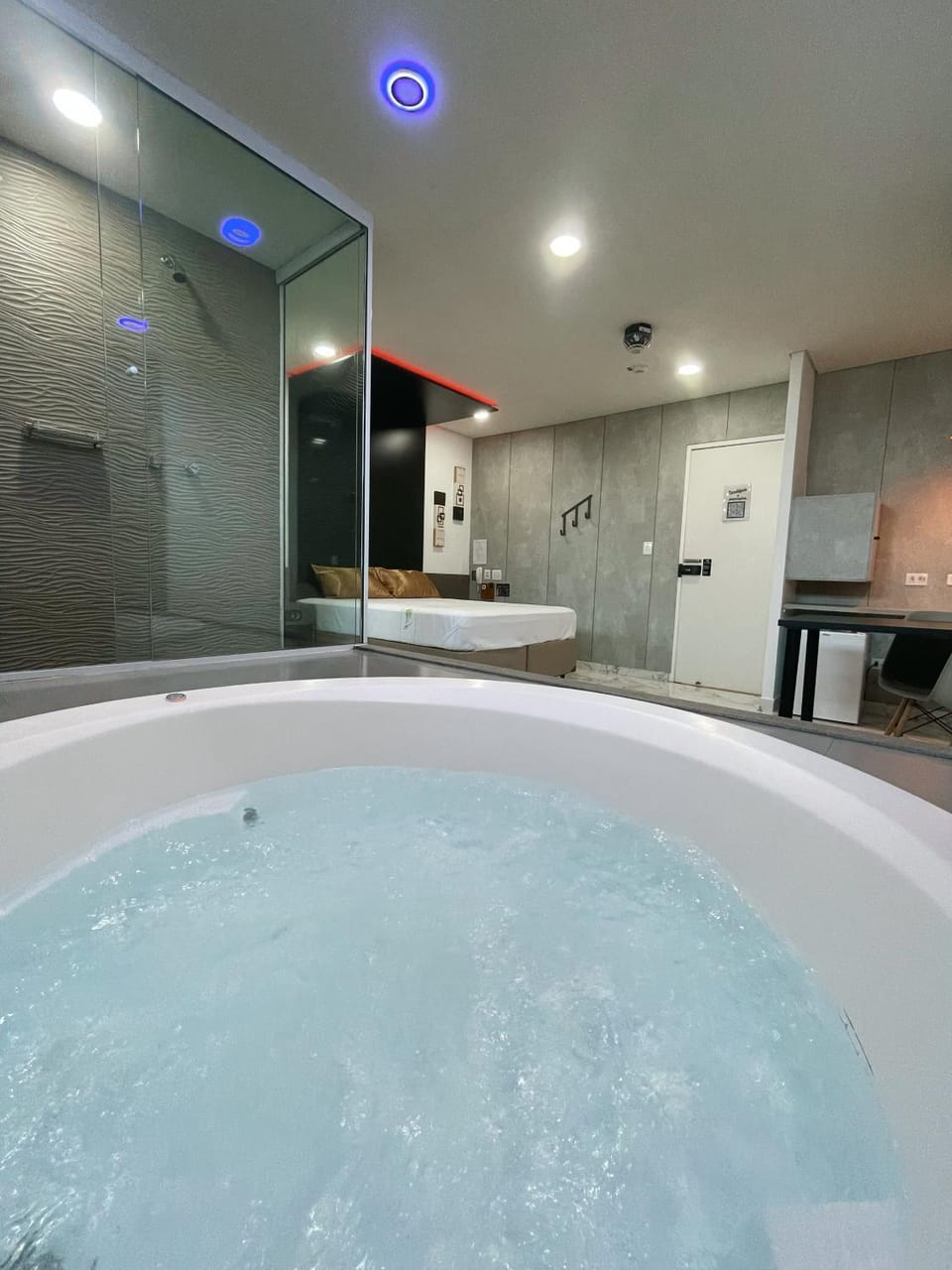 Hot Tub