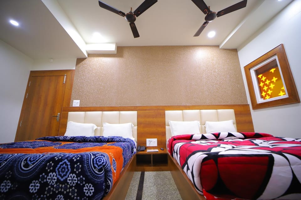 Hotel Royal Phoenix Hotel in Agra