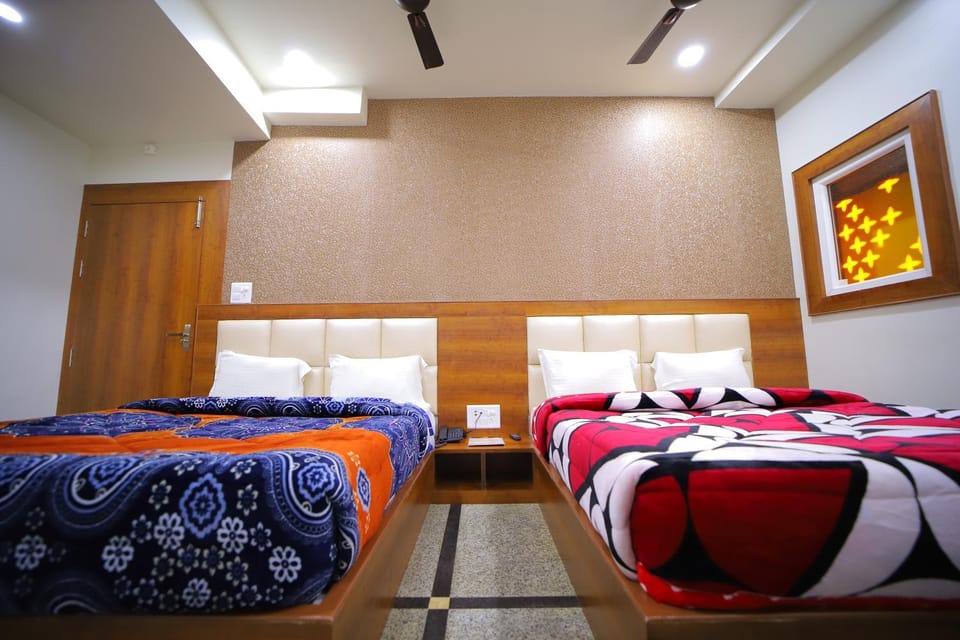 Hotel Royal Phoenix Hotel in Agra