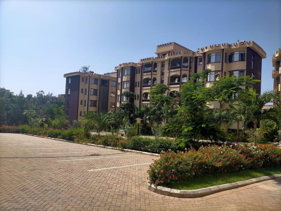 Property building, Garden, Garden view