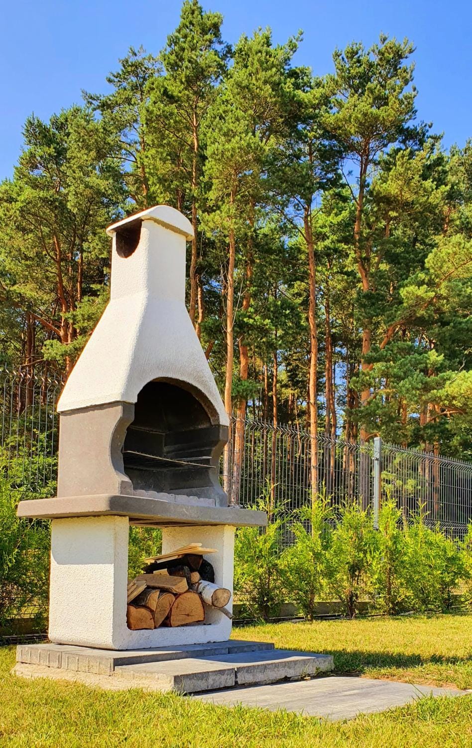 Natural landscape, BBQ facilities, Garden