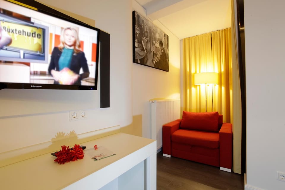 TV and multimedia, Seating area