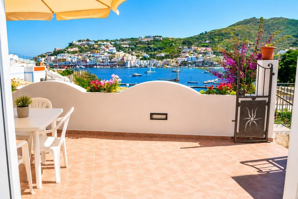 Maridea - Argonauta Apartment in Ponza