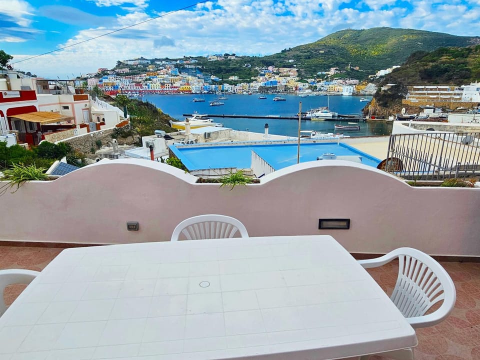 Maridea - Argonauta Apartment in Ponza