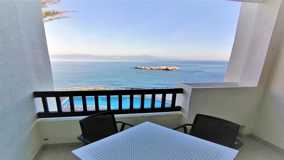 Natural landscape, View (from property/room), Balcony/Terrace, Sea view