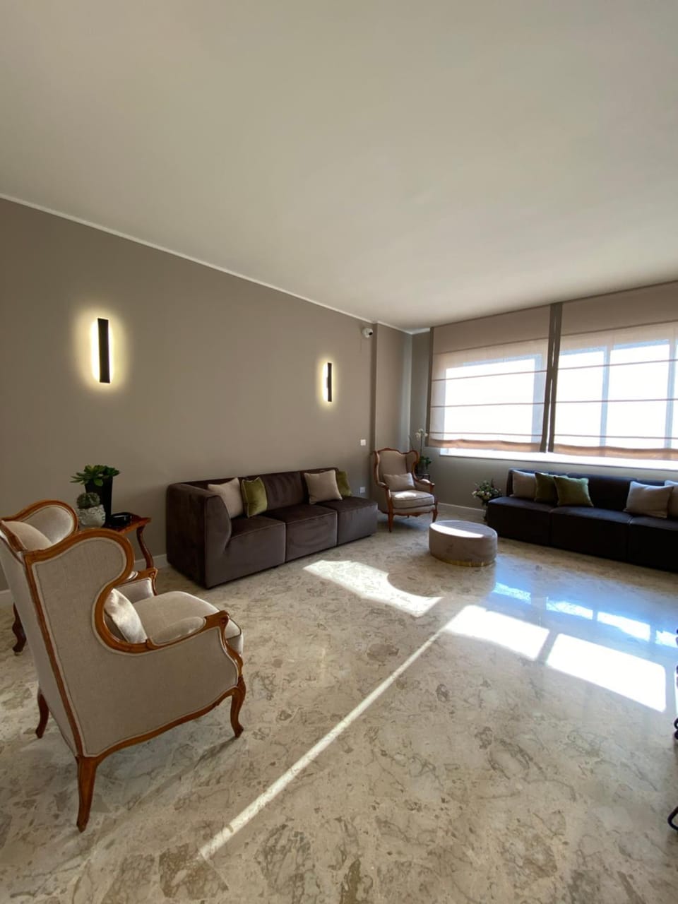 Communal lounge/ TV room