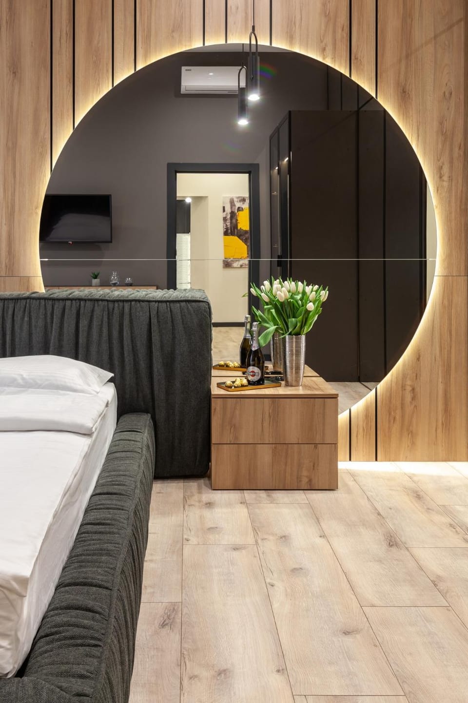 Royal VIP Apartment on Leontovicha 5 Apartment in Lviv