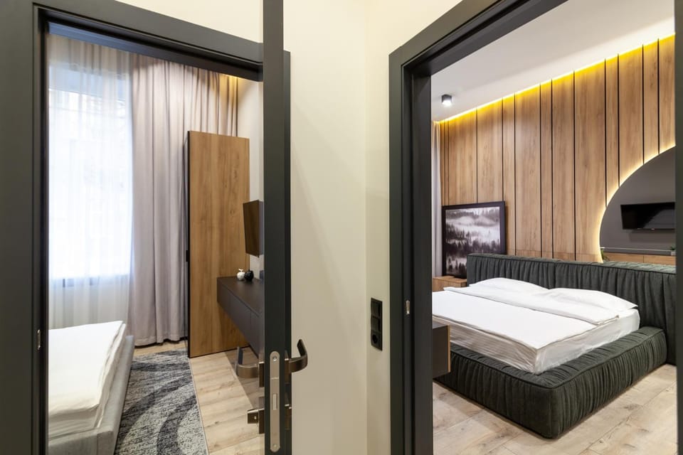 Royal VIP Apartment on Leontovicha 5 Apartment in Lviv