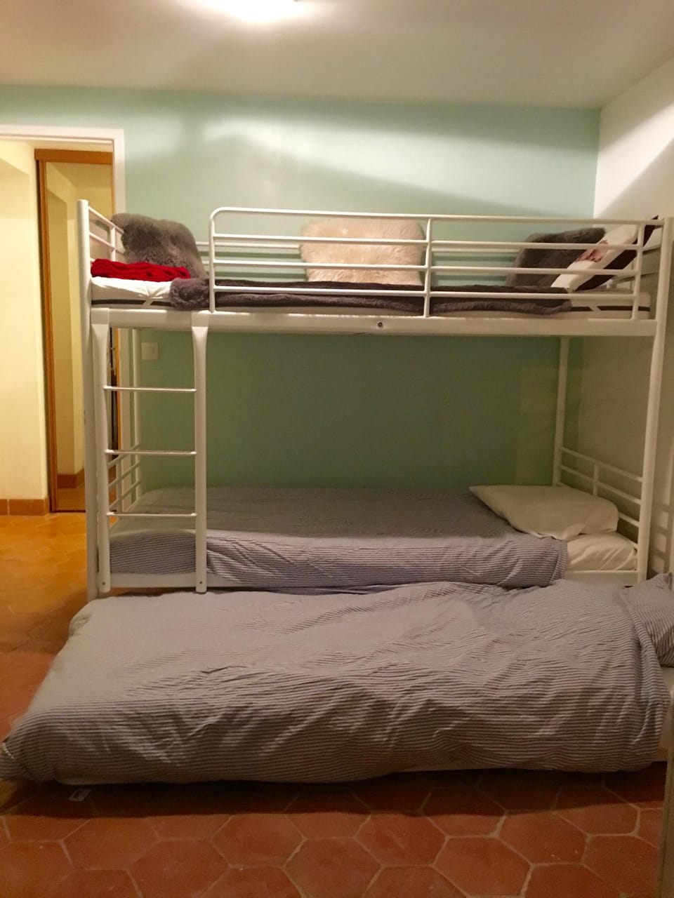 bunk bed