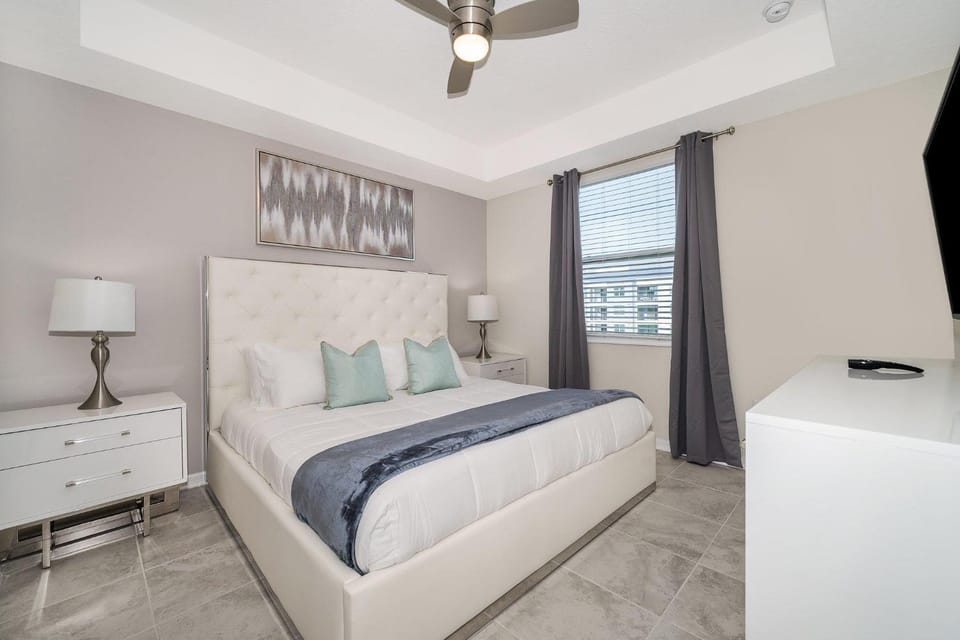 3180-305MN STOREY LAKE, CONDO 2/2 POOL VIEW Apartment in Kissimmee