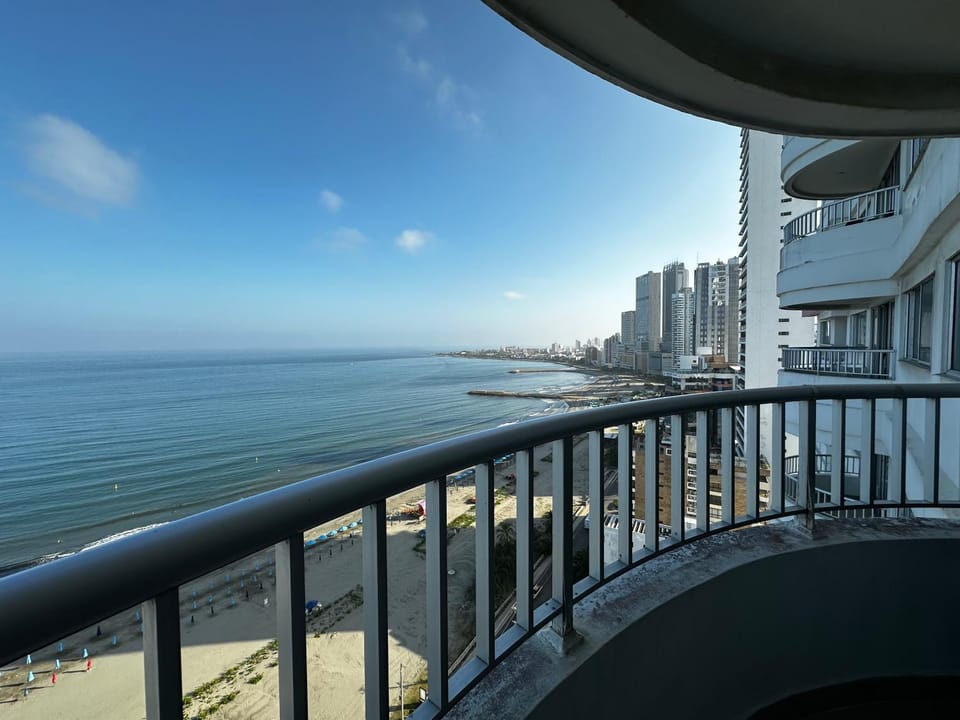 Apartamento con vista al mar piso 19 Bocagrande Apartment in Cartagena