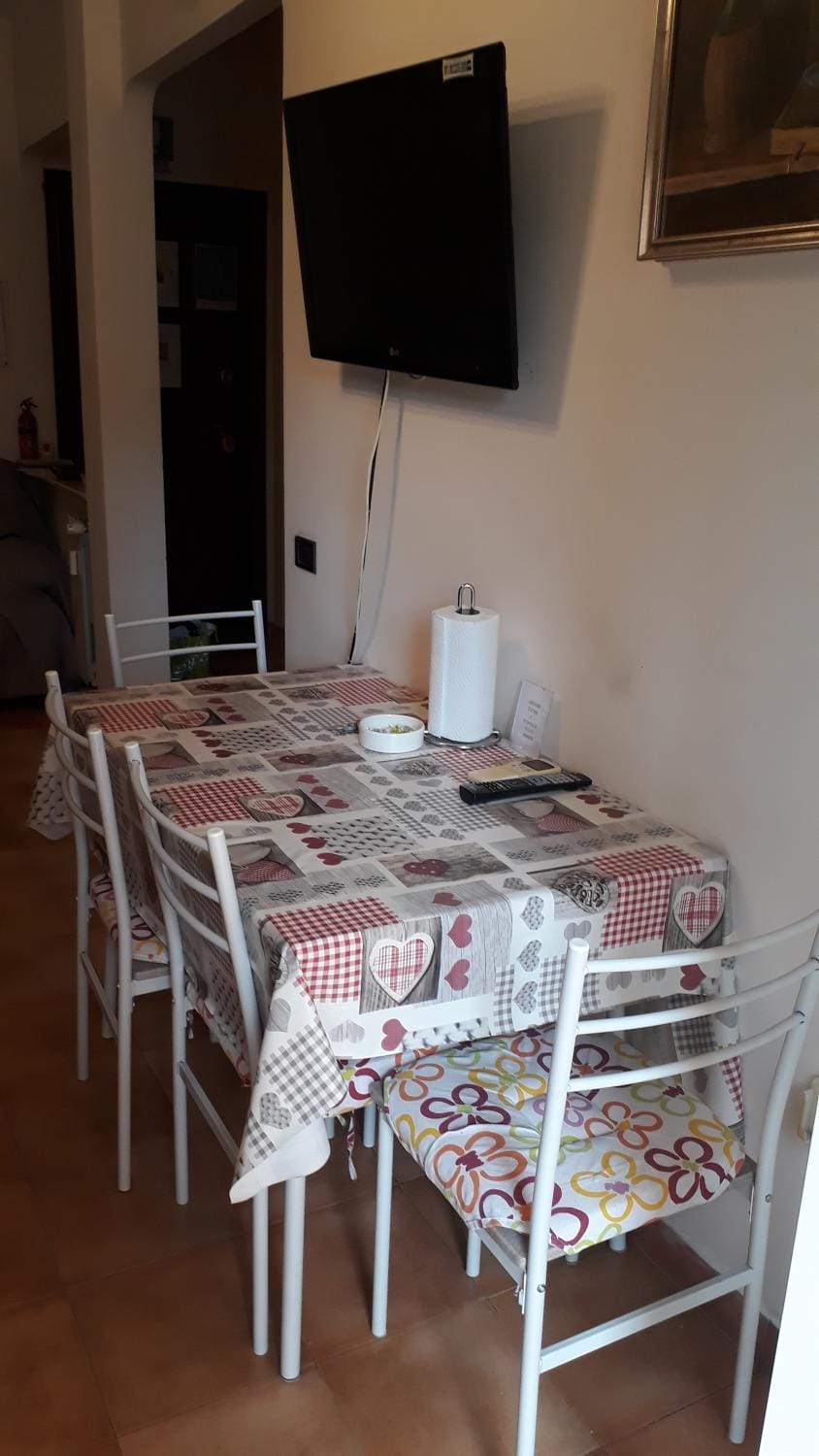 Dining area, Lunch