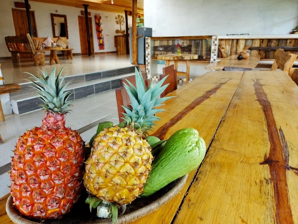 Dining area, Food