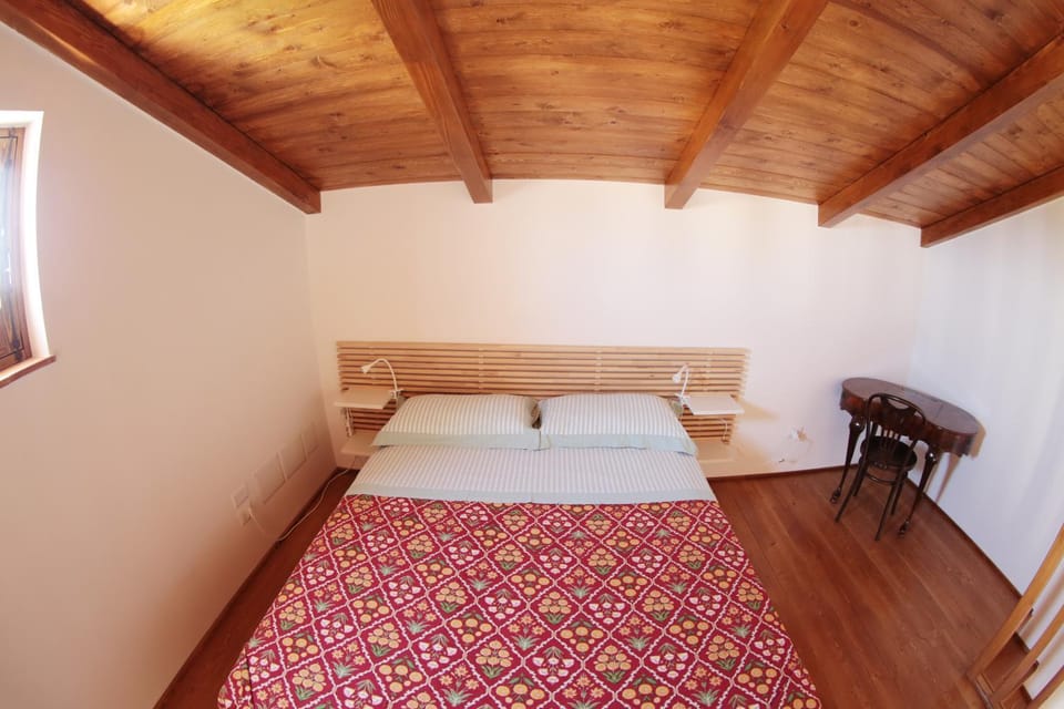 La Casa del mandarino di Borgo Carbone House in Calabria