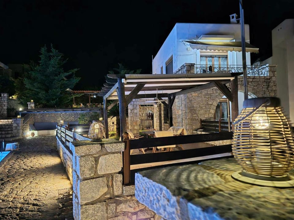Malvazios Villas with sea breeze Apartment in Peloponnese Region