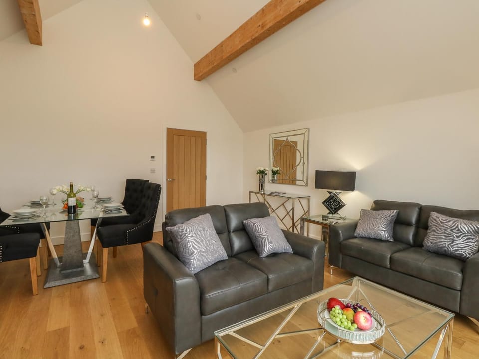 Harbourside Haven Penthouse 2 Apartment in Weymouth