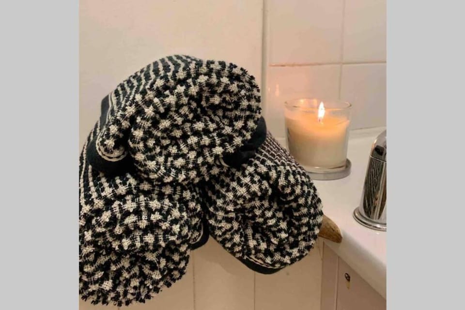 Bathroom, towels