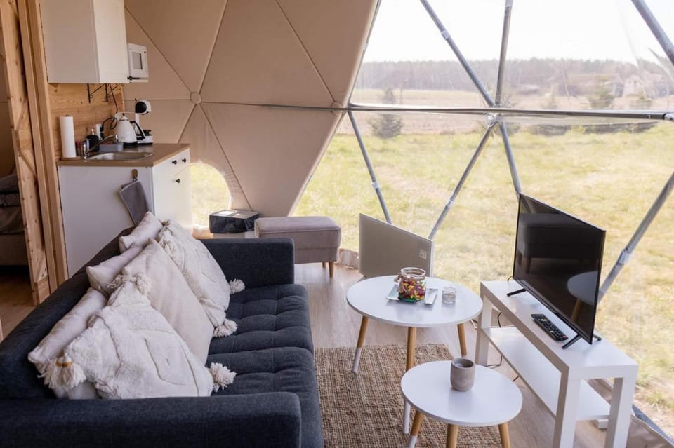 Wiosna Glamp Luxury tent in Greater Poland Voivodeship