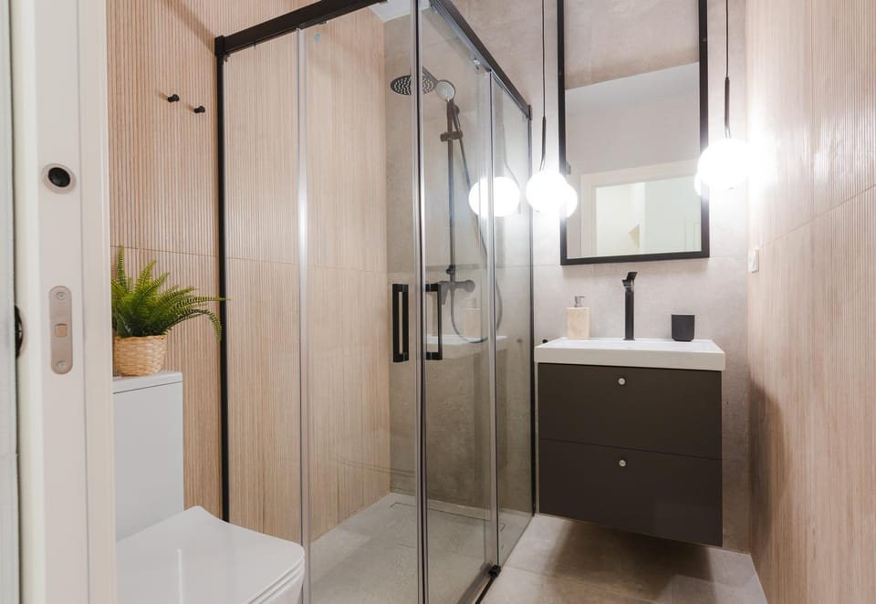 Shower, Bathroom