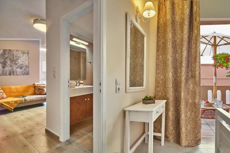 Natasha's Luxury apartment by the sea Apartment in Crete Region